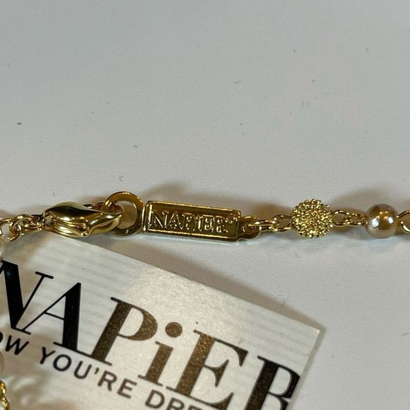NWT Napier Gold Bead and Faux Pearl Bracelet - Picture 4 of 4